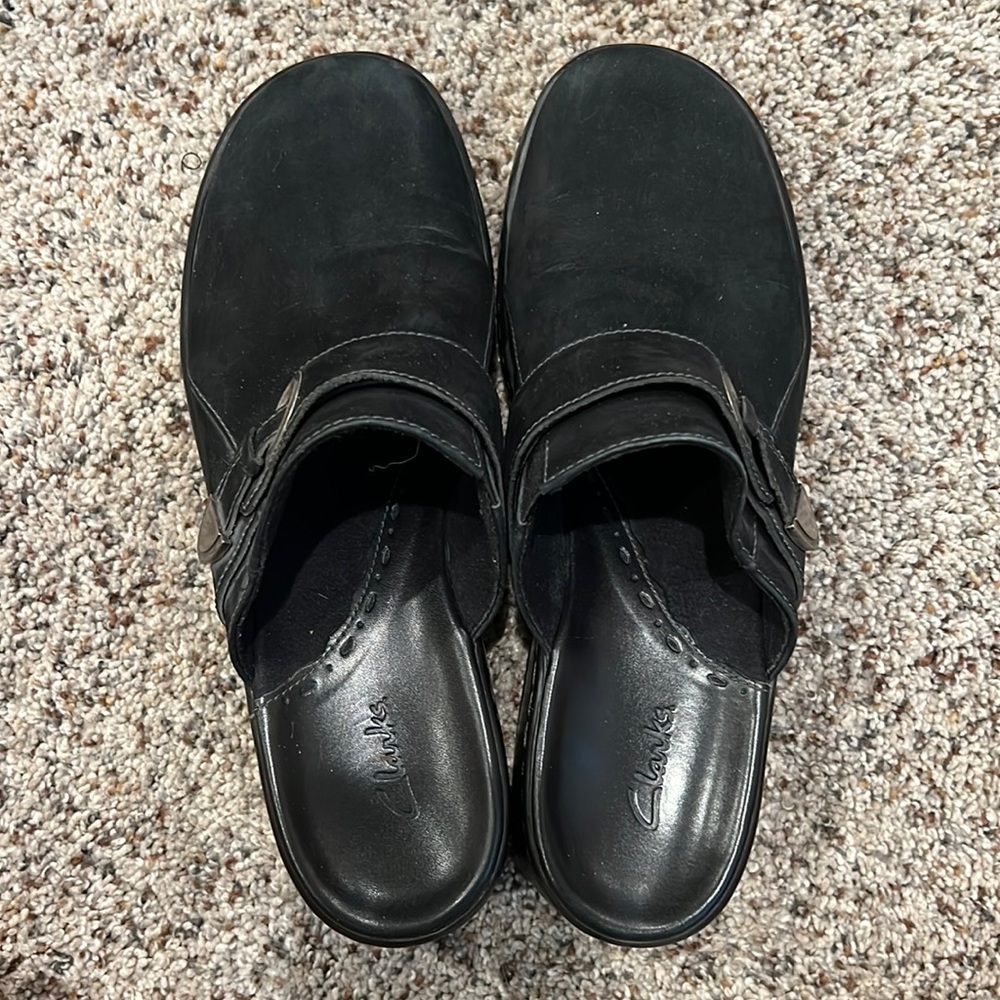 Clarks slip on